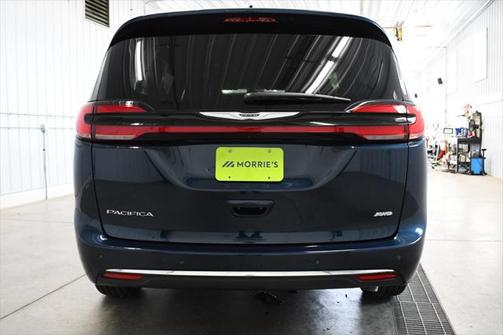 2025 Chrysler Pacifica L