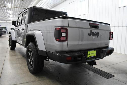 2021 Jeep Gladiator Sport S