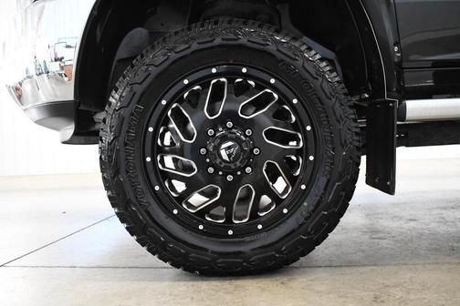 2018 RAM 3500 Tradesman Crew Cab 4x4 8' Box