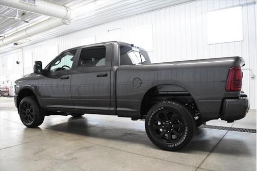 2025 RAM 2500 Big Horn Crew Cab 4x4 6'4' Box