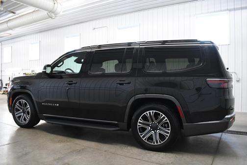 2022 Jeep Wagoneer Series III 4x4