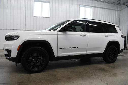 2024 Jeep Grand Cherokee L Altitude