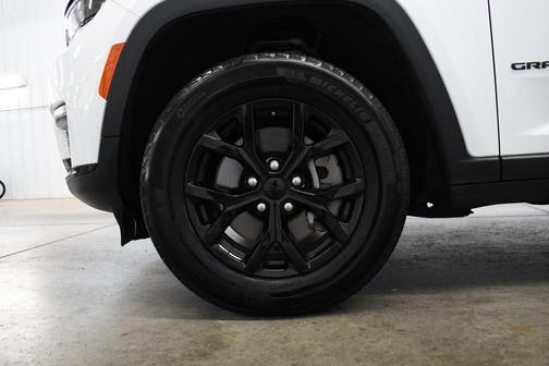2024 Jeep Grand Cherokee L Altitude