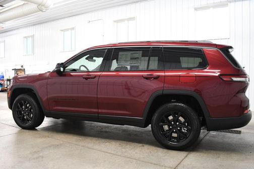 Velvet Red Pearlcoat 2026 Jeep Grand Cherokee L Altitude