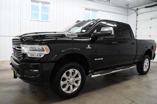 2022 RAM 2500 Laramie Crew Cab 4x4 6'4' Box