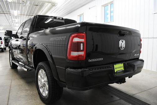 2022 RAM 2500 Laramie Crew Cab 4x4 6'4' Box