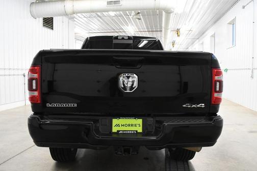 2022 RAM 2500 Laramie Crew Cab 4x4 6'4' Box