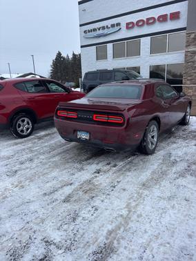 2022 Dodge Challenger SXT