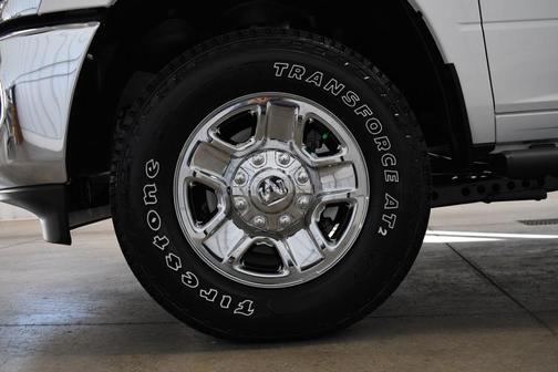 2026 RAM 2500 Tradesman Crew Cab 4x4 6'4' Box