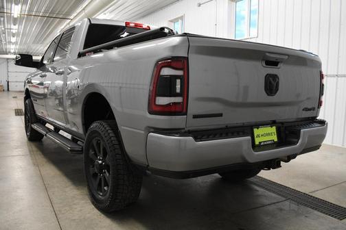 2022 RAM 2500 Big Horn Crew Cab 4x4 6'4' Box