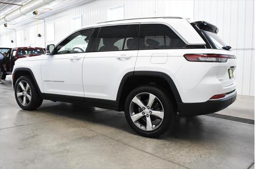 2022 Jeep Grand Cherokee Limited X