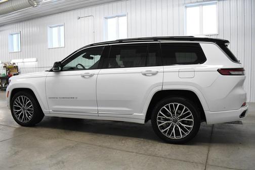 2021 Jeep Grand Cherokee L Summit Reserve