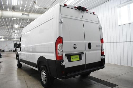 Bright White Clearcoat 2026 RAM ProMaster 2500 Tradesman