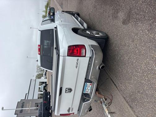 Bright White Clearcoat 2019 RAM 1500 Big Horn