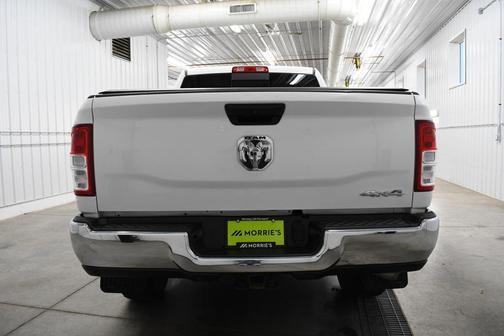 2020 RAM 2500 Tradesman Crew Cab 4X4 6'4' Box