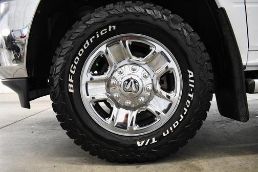 2020 RAM 2500 Tradesman Crew Cab 4X4 6'4' Box