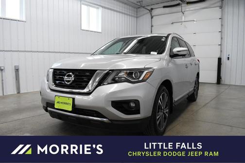2017 Nissan Pathfinder Platinum