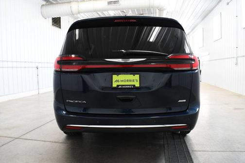 Fathom Blue Pearlcoat 2025 Chrysler Pacifica L