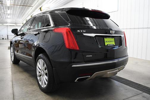 2017 Cadillac XT5 Platinum