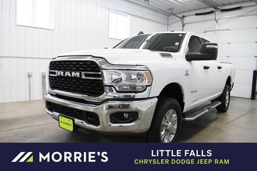 Bright White Clearcoat 2024 RAM 2500 Big Horn Crew Cab 4x4 6'4' Box