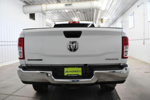 Bright White Clearcoat 2024 RAM 2500 Big Horn Crew Cab 4x4 6'4' Box