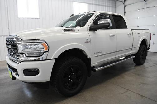 2019 RAM 2500 Limited Crew Cab 4x4 6'4' Box