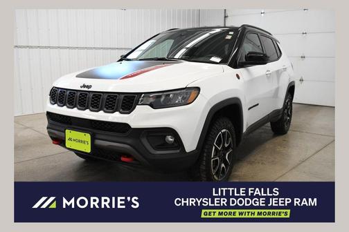 Bright White Clearcoat 2025 Jeep Compass Trailhawk