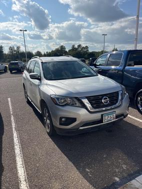 2019 Nissan Pathfinder SV