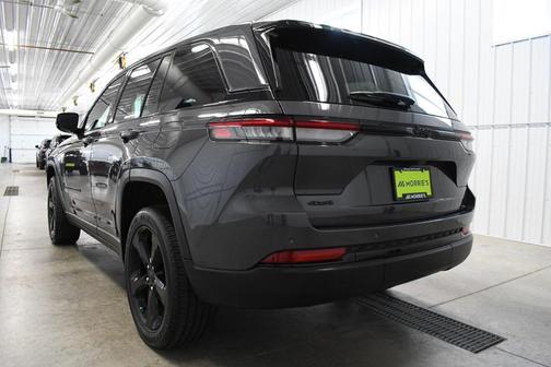 2024 Jeep Grand Cherokee Altitude