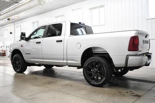 2026 RAM 2500 Big Horn Crew Cab 4x4 6'4' Box