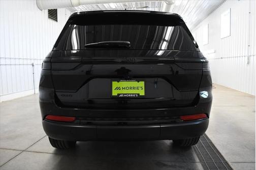 2022 Jeep Grand Cherokee Altitude