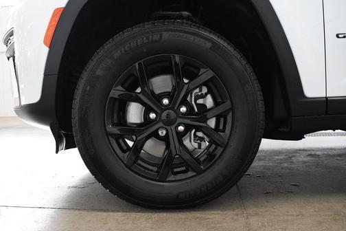 2026 Jeep Grand Cherokee L Altitude