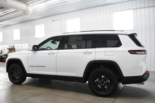 2026 Jeep Grand Cherokee L Altitude