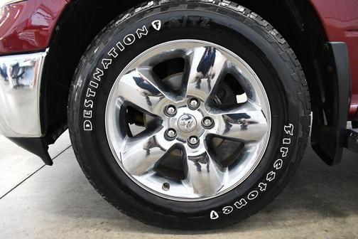 Delmonico Red Pearlcoat 2018 RAM 1500 Big Horn