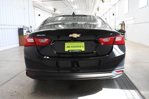 Mosaic Black Metallic 2023 Chevrolet Malibu FWD 1LT