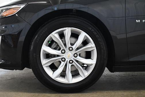 Mosaic Black Metallic 2023 Chevrolet Malibu FWD 1LT