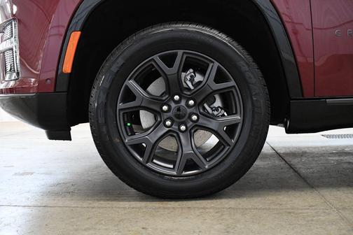 Velvet Red Pearlcoat 2026 Jeep Grand Wagoneer Limited Altitude 4x4