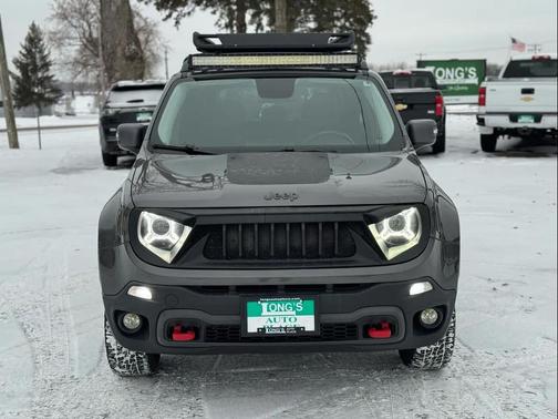 2017 Jeep Renegade Trailhawk