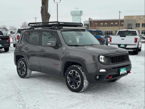 2017 Jeep Renegade Trailhawk