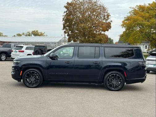 2024 Jeep Grand Wagoneer L Series II