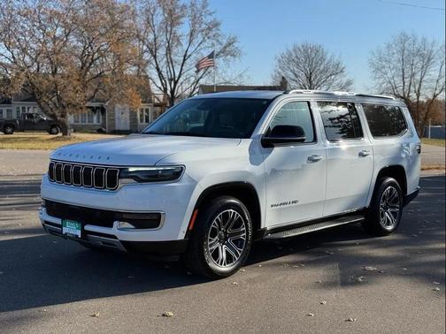 2024 Jeep Wagoneer L Series II 4x4
