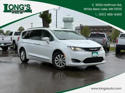 Bright White Clearcoat 2019 Chrysler Pacifica Touring L