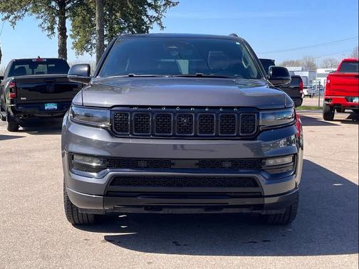 Baltic Gray Metallic Clearcoat 2024 Jeep Grand Wagoneer L Series II 4x4