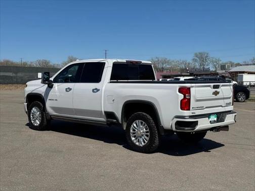 2022 Chevrolet Silverado 2500 High Country