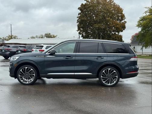 2022 Lincoln Aviator Reserve AWD