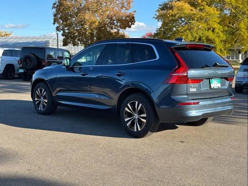 2023 Volvo XC60 B5 Core