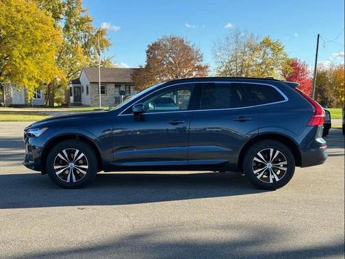 2023 Volvo XC60 B5 Core