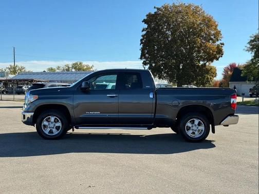 2014 Toyota Tundra SR5