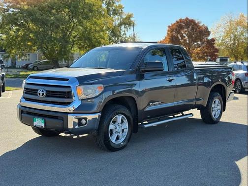 2014 Toyota Tundra SR5