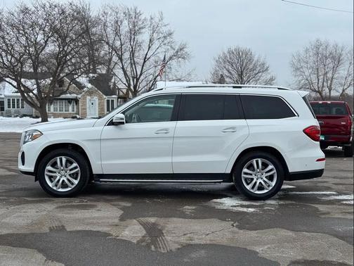 2017 Mercedes-Benz GLS 450 4MATIC